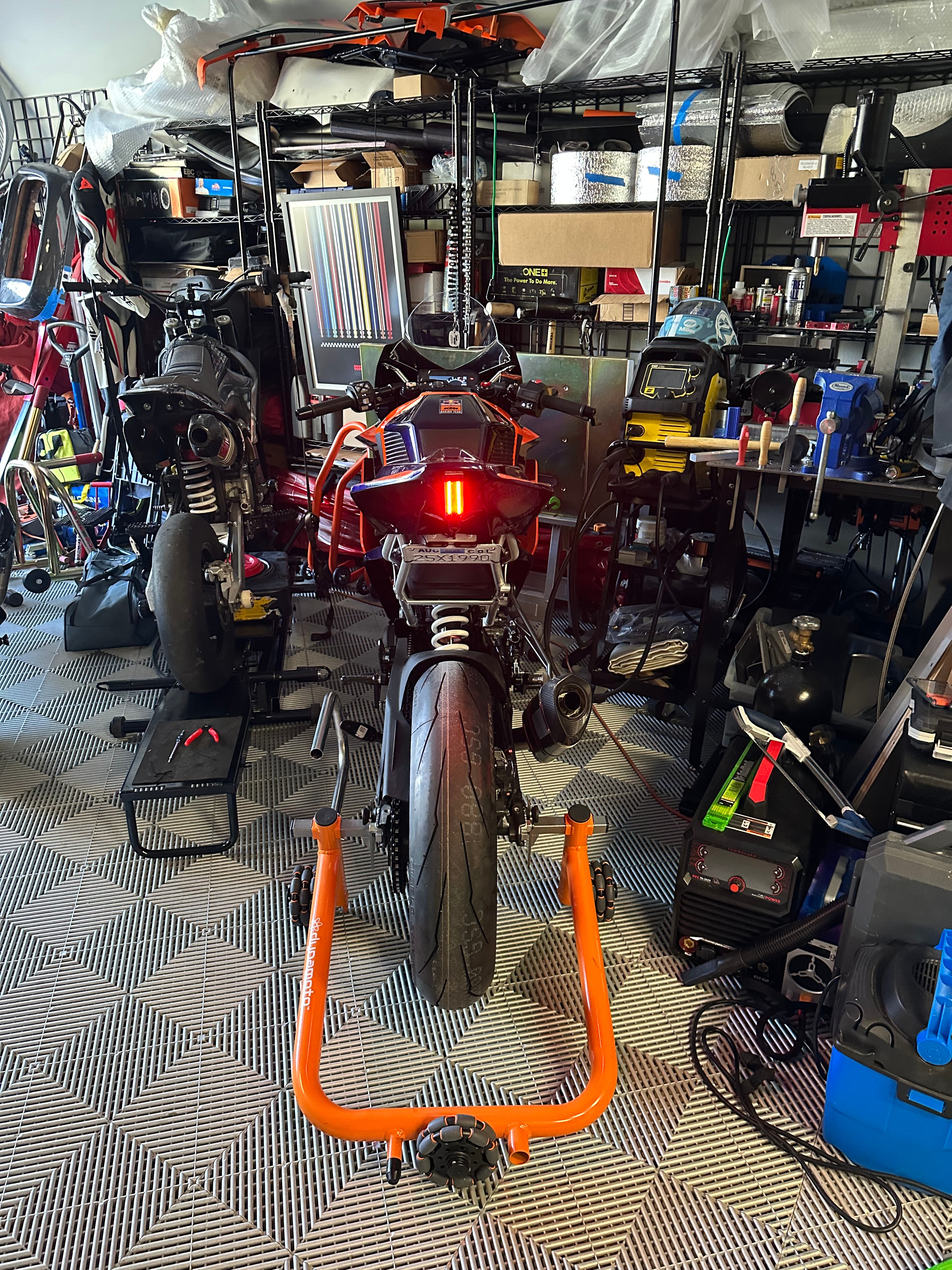 2023 KTM RC390 photo 111